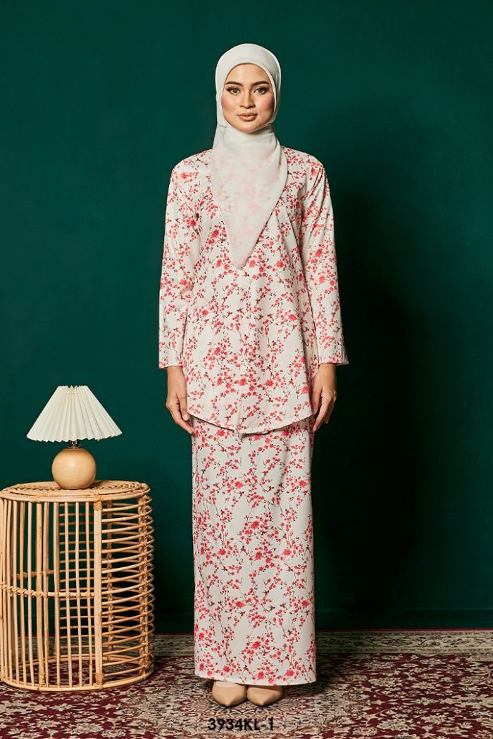 Kebaya Latifah in Chilli (3934KL-1)