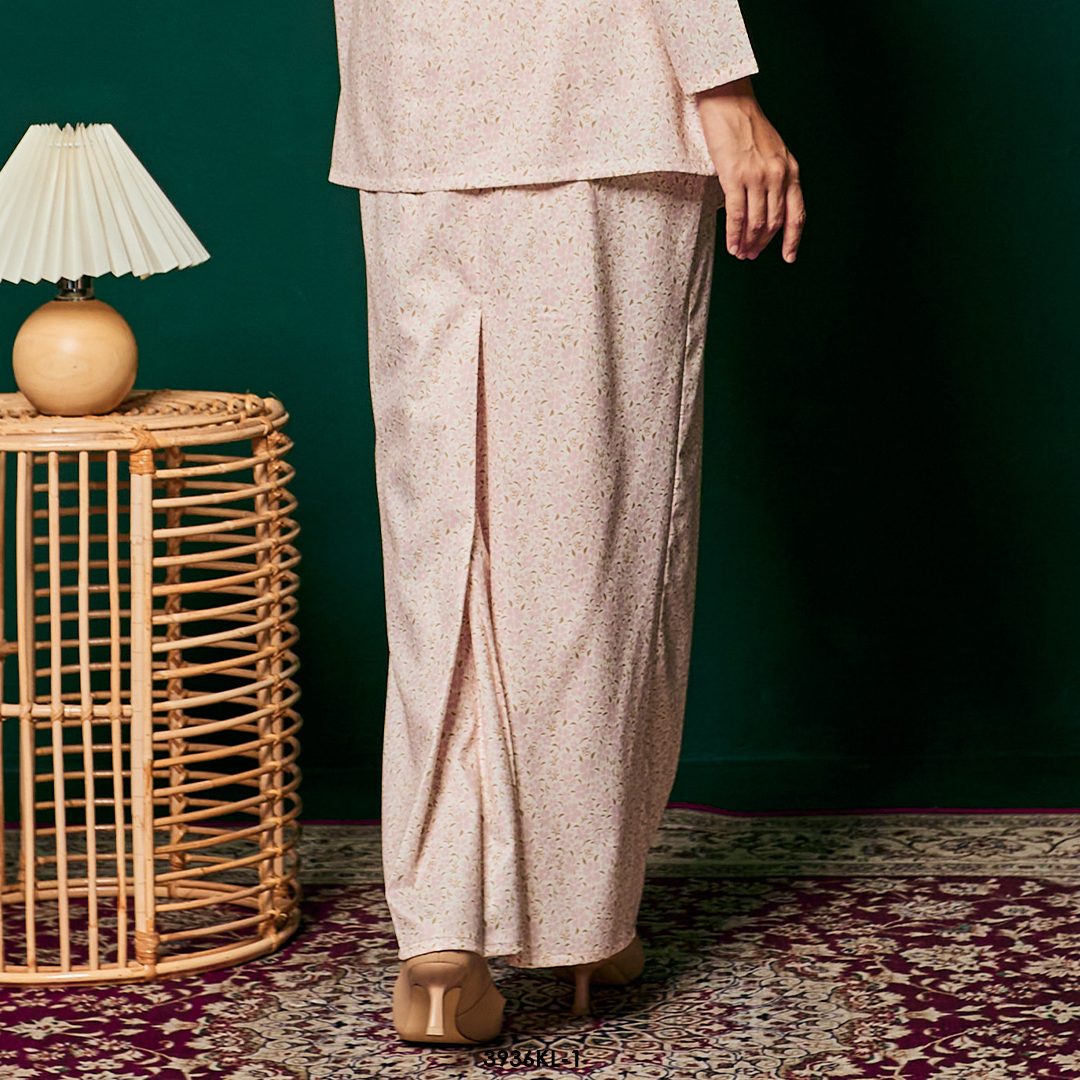 Kebaya Latifah in Baby Pink (3936KL-1) - Image 4