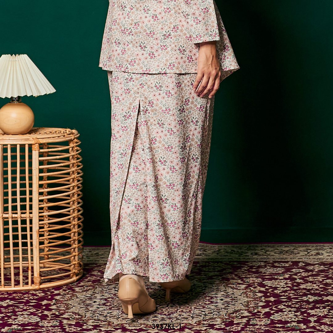 Kebaya Latifah in Nude (3937KL-1) - Image 4