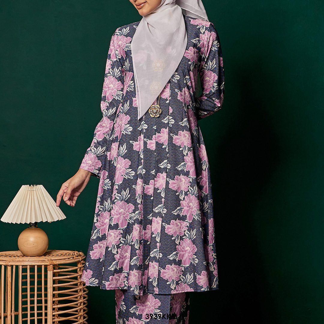 Kebarung Kalthom in Dark Blue (3939KKM-1) - Image 3