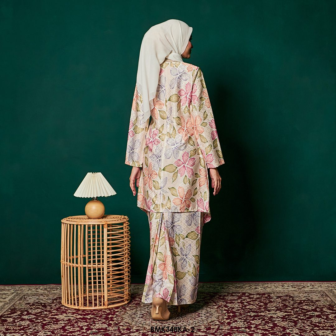 Kebaya Anggun 2.0 in Mint Green (BMK348KA-2) - Image 4