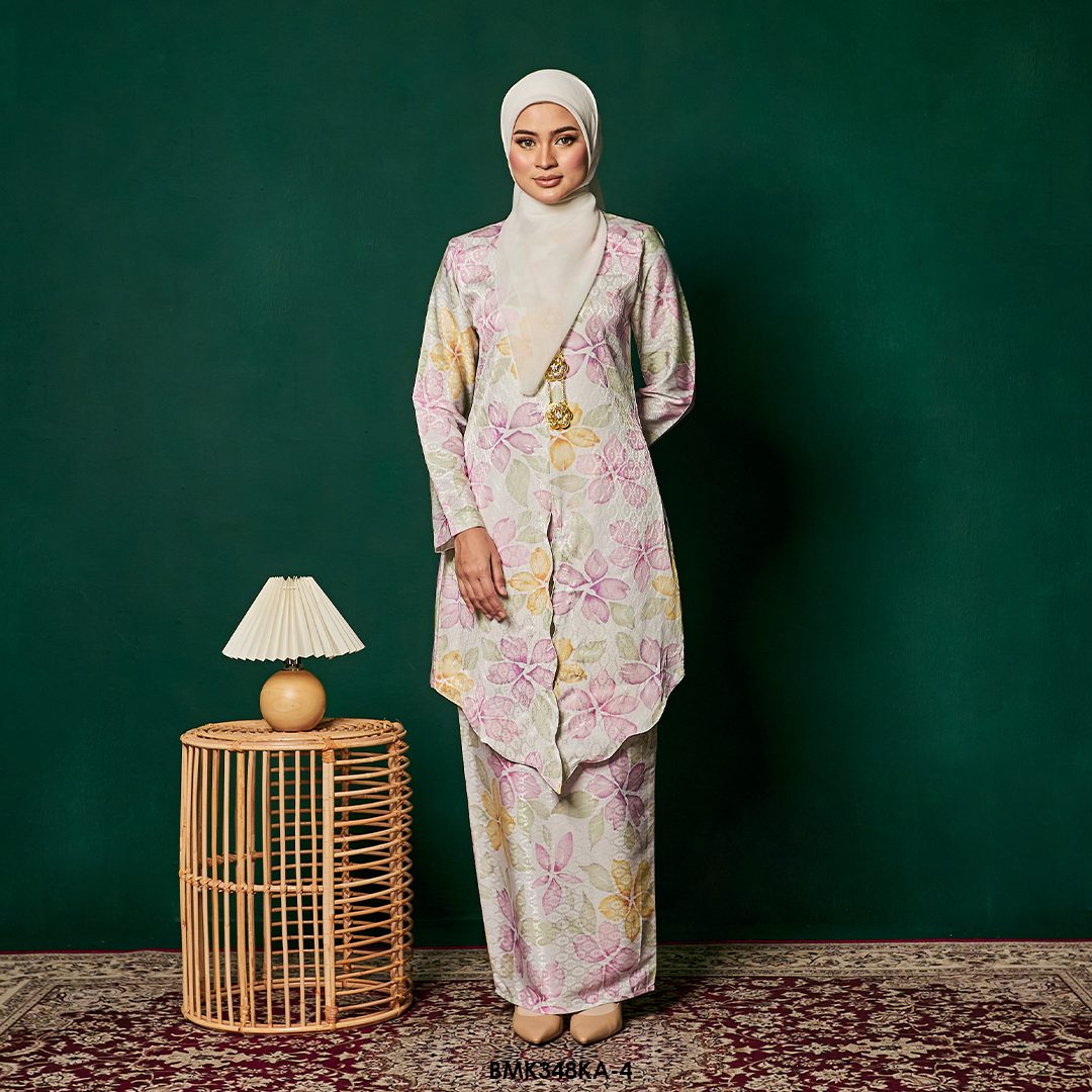 Kebaya Anggun 2.0 in Soft Purple (BMK348KA-4)