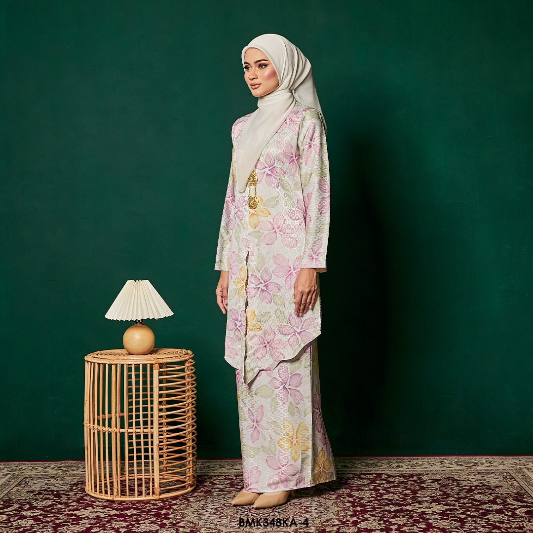 Kebaya Anggun 2.0 in Soft Purple (BMK348KA-4) - Image 2