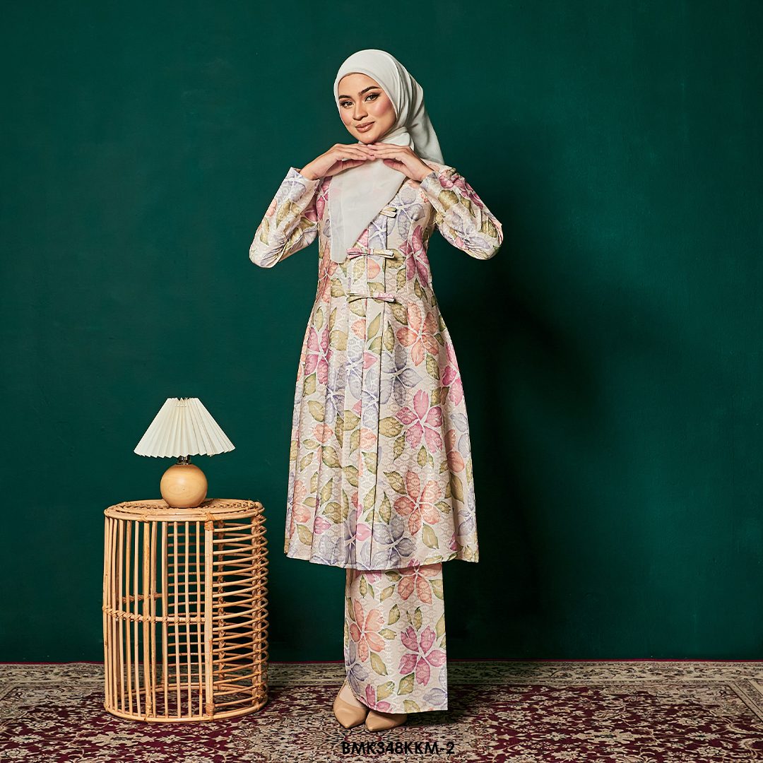 Kebarung Batiq Mia 3.0 Ribbon in Cream (BMK348KKM-2) - Image 4