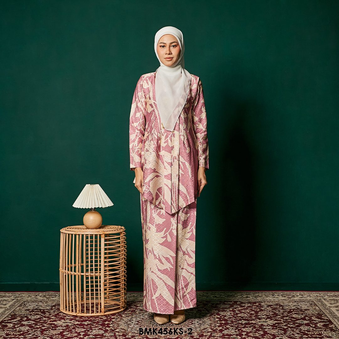 Kebaya Saloma Batiq Mia in Dusty Pink (BMK456KS-2)