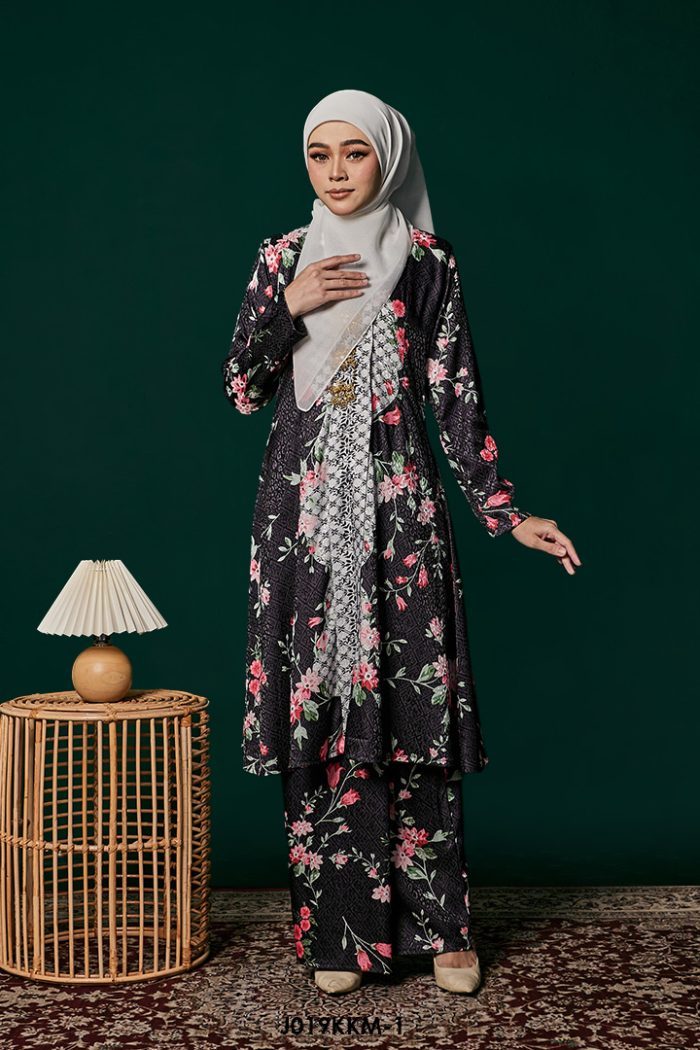 Kebarung Kalthom in Black (J019KKM-1)