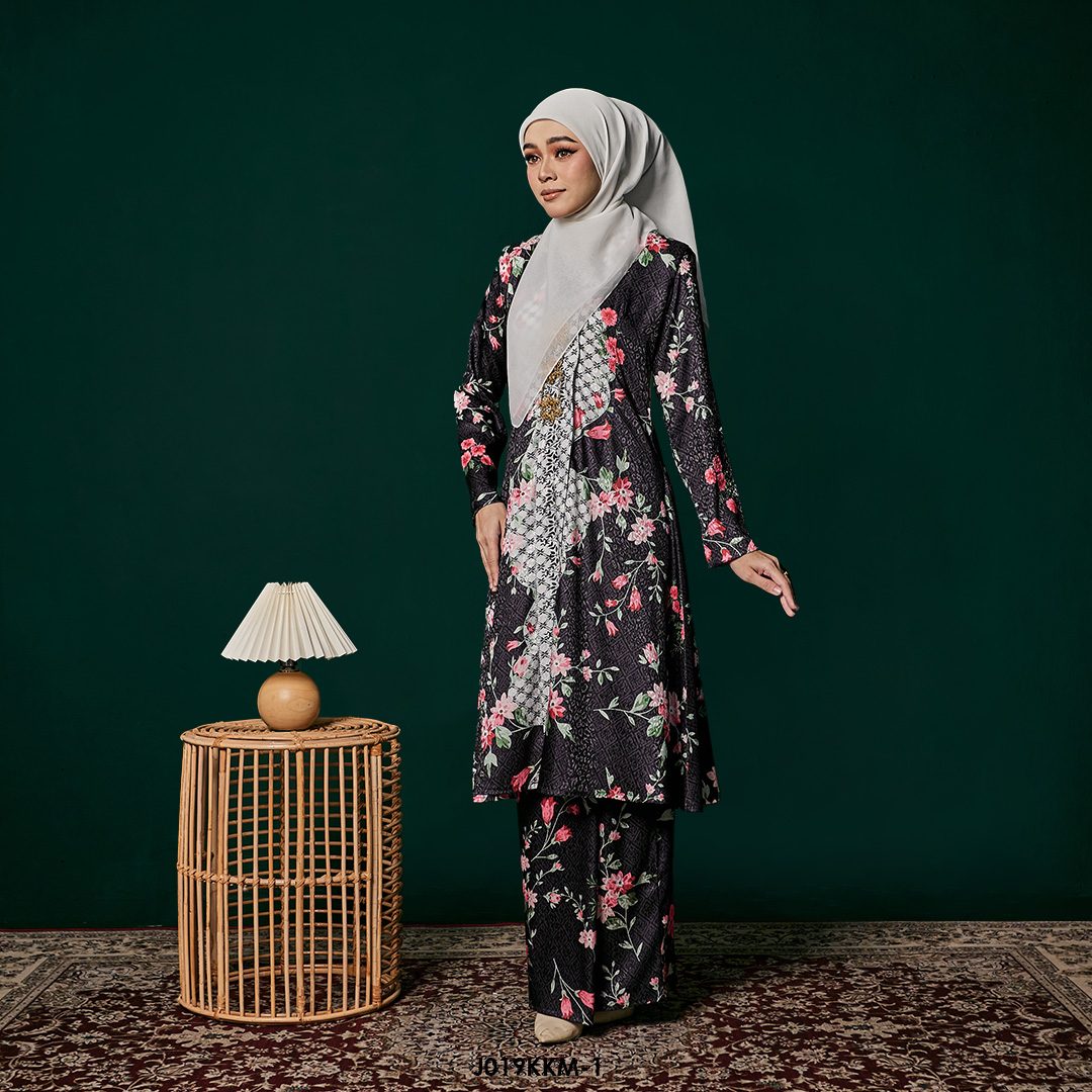 Kebarung Kalthom in Black (J019KKM-1) - Image 2