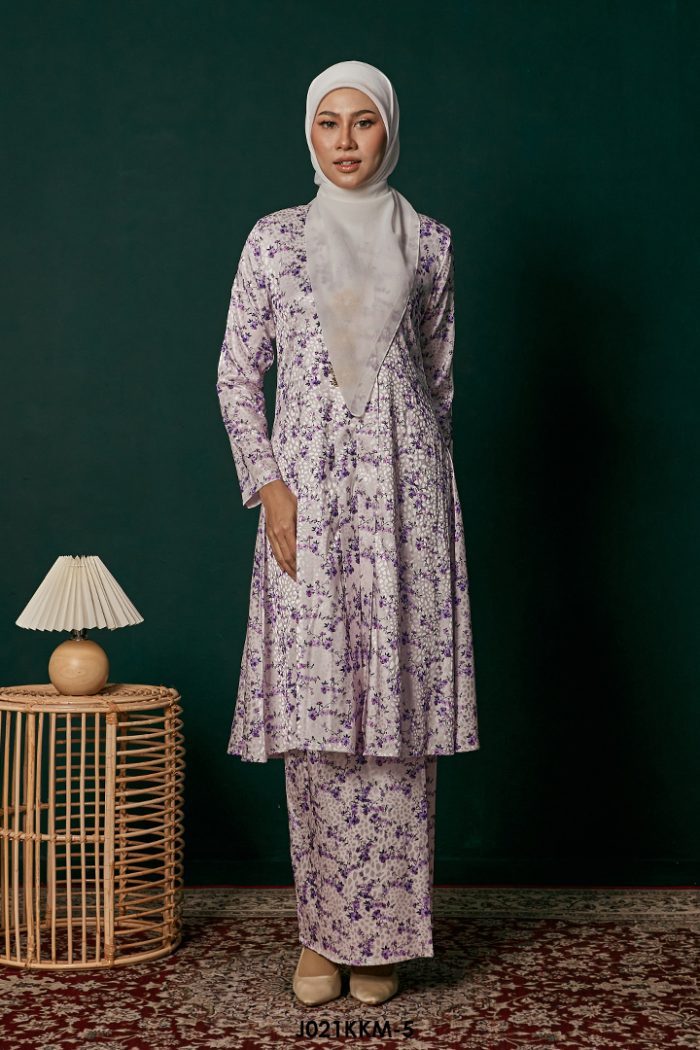 Kebarung Kalthom in Pearl White (J021KKM-5)