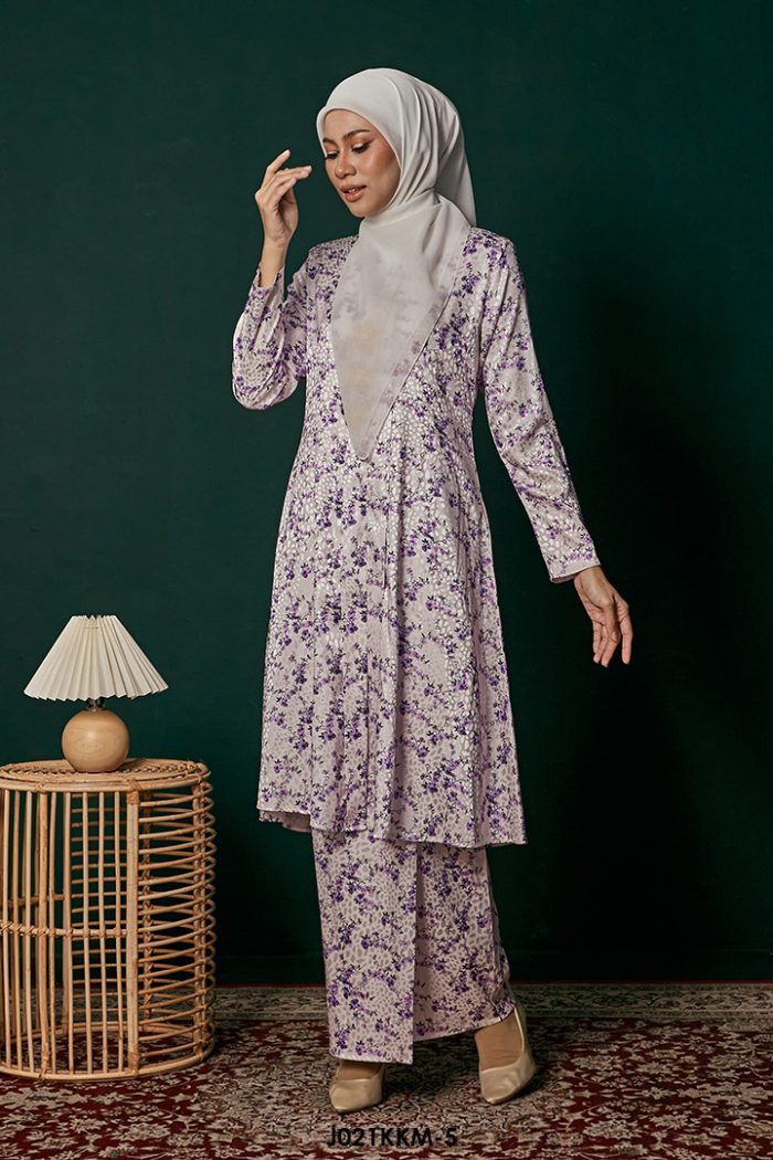 Kebarung Kalthom in Pearl White (J021KKM-5)