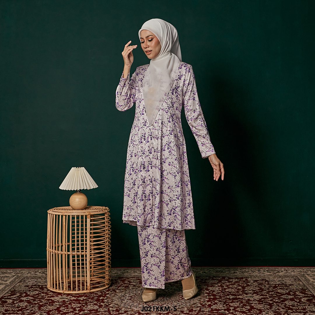 Kebarung Kalthom in Pearl White (J021KKM-5) - Image 2