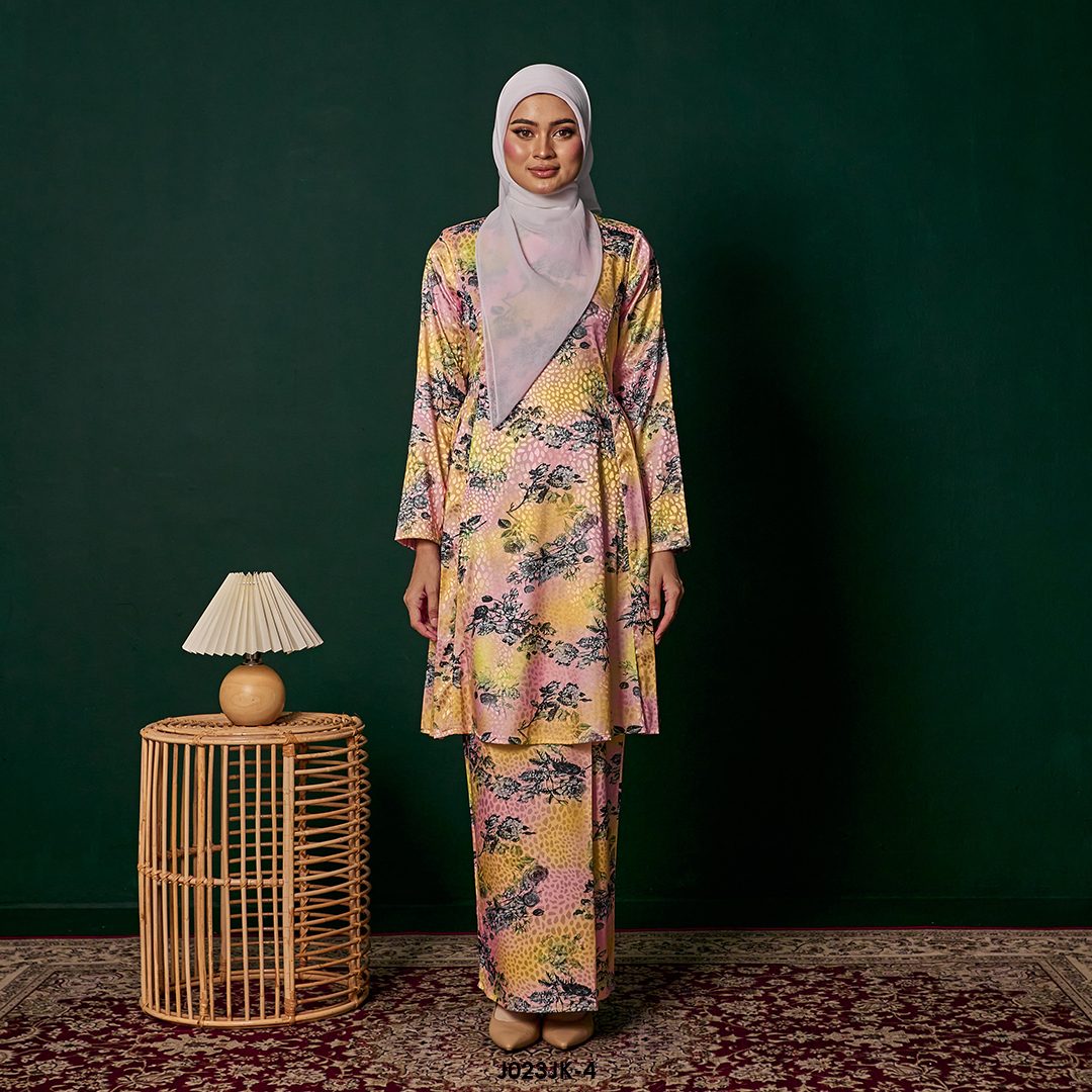 Juliana Kurung in Paddlepop Pink (J023JK-4)