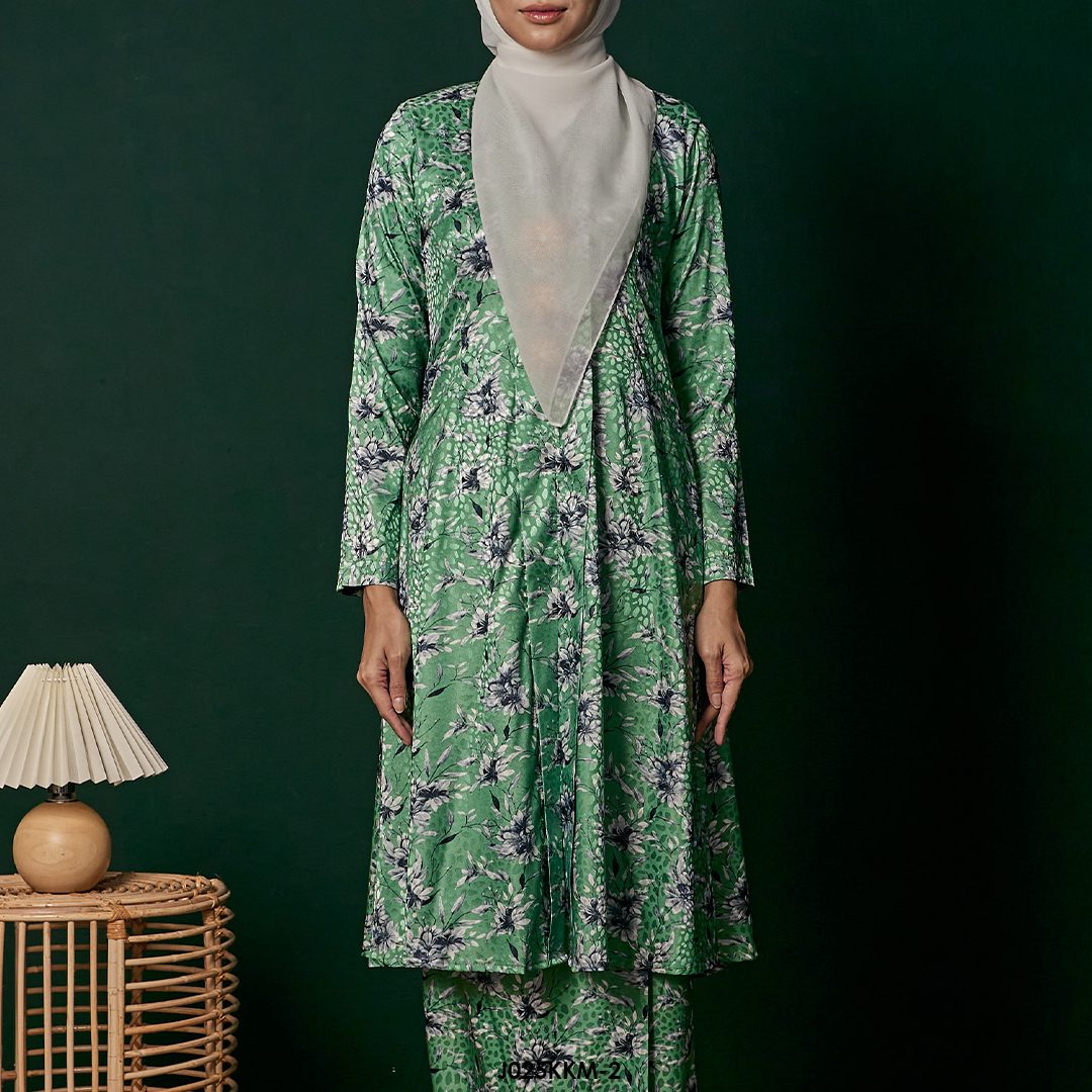Kebarung Kalthom in Spring Green (J025KKM-2) - Image 3