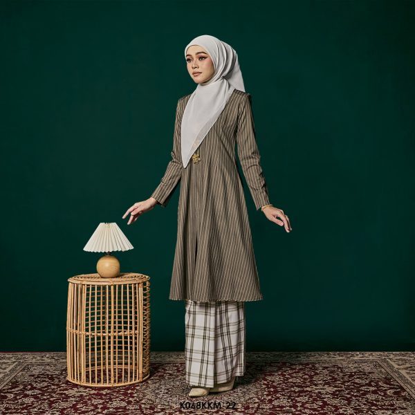 Kebarung Kalthom in Olive Green (K068KKM-22) - Image 2