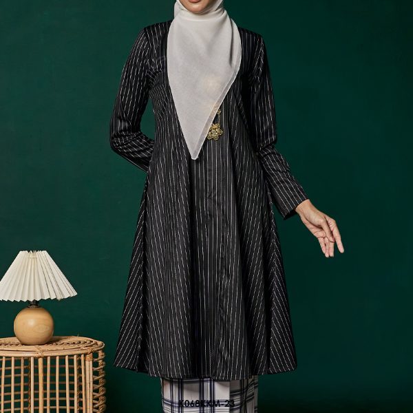 Kebarung Kalthom in Black (K068KKM-23) - Image 3