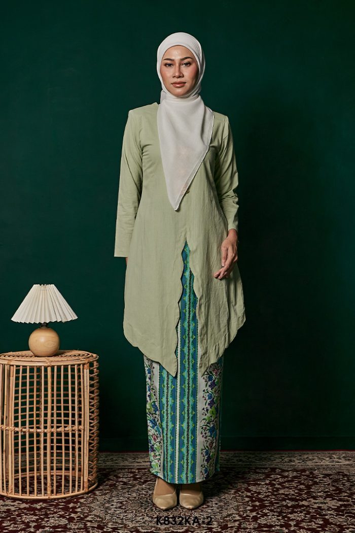 Kebaya Anggun 2.0 in Mint (K832KA-2)