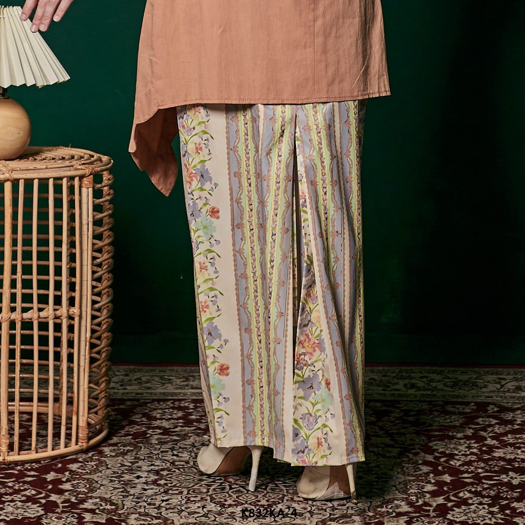 Kebaya Anggun 2.0 in Melon (K832KA-4) - Image 3