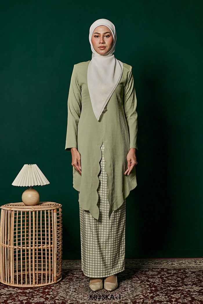 Kebaya Anggun 2.0 in Olive (K833KA-1)