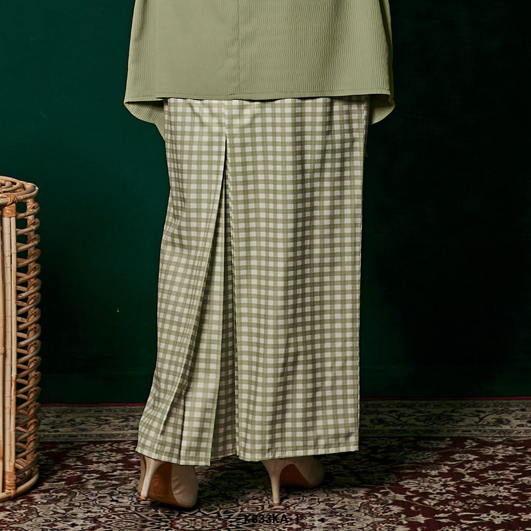 Kebaya Anggun 2.0 in Olive (K833KA-1) - Image 3