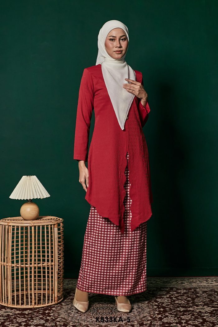 Kebaya Anggun 2.0 in Scarlet Red (K833KA-5)