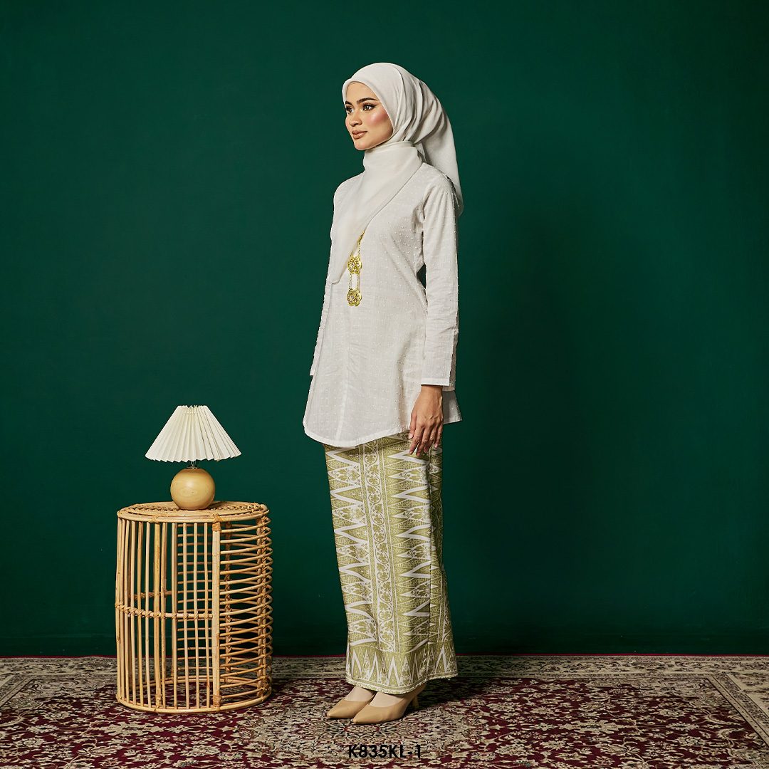 Kebaya Latifah in White (K835KL-1) - Image 2