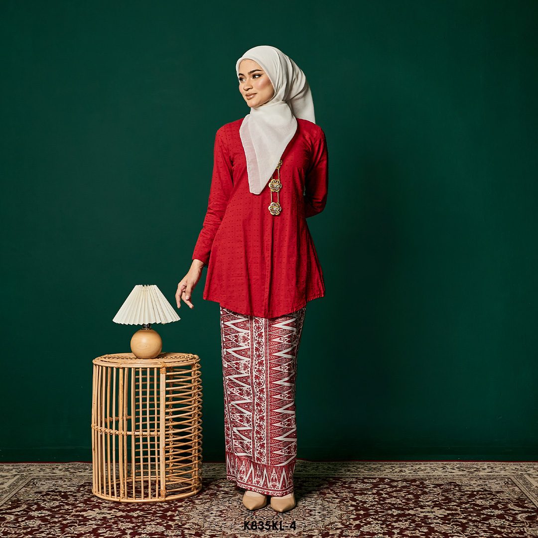Kebaya Latifah in Scarlet Red (K835KL-4) - Image 2