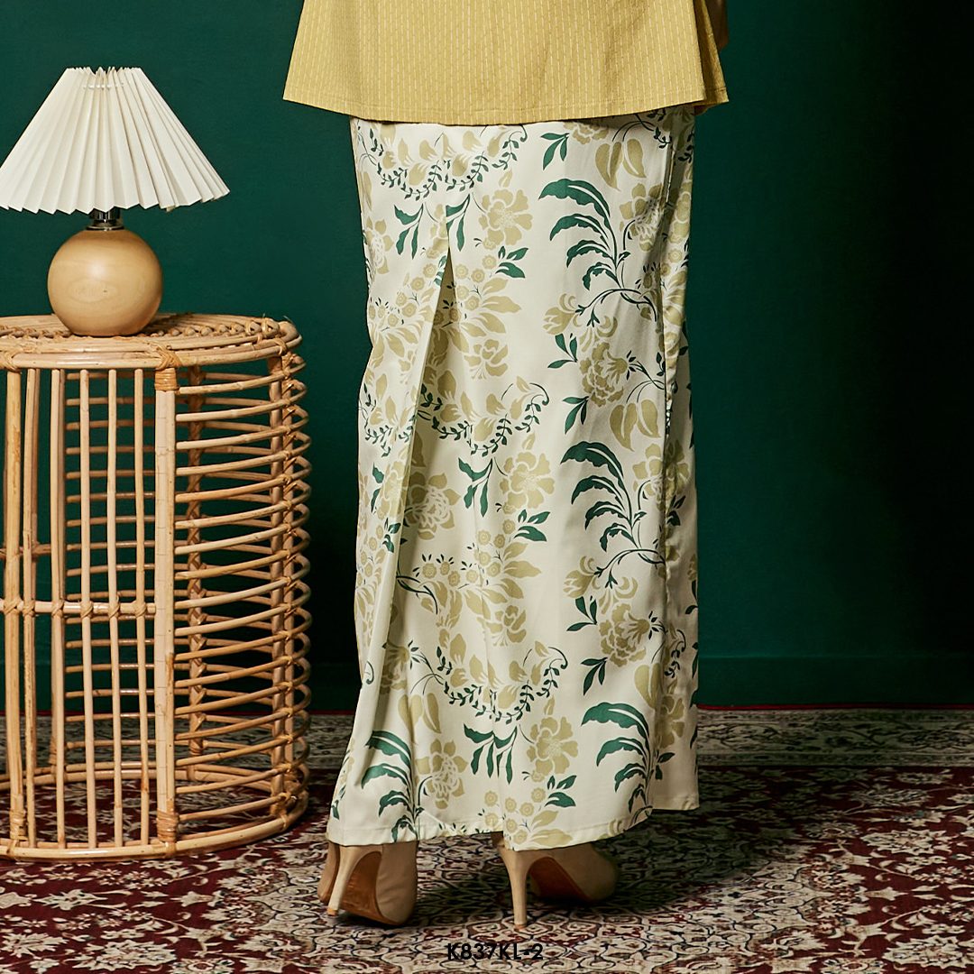 Kebaya Latifah in Butter Yellow (K837KL-2) - Image 3