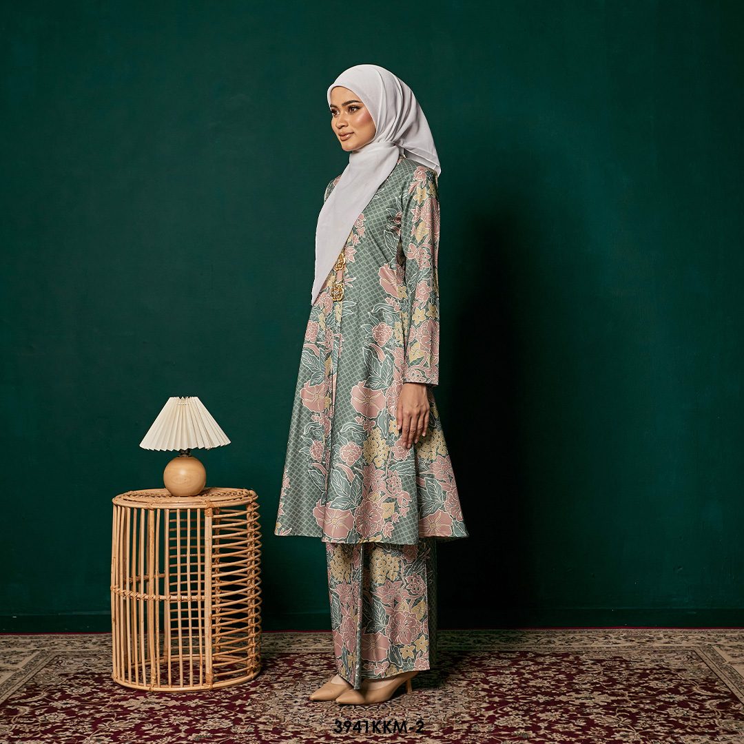 Kebarung Kalthom in Frog Green (3941KKM-2) - Image 2