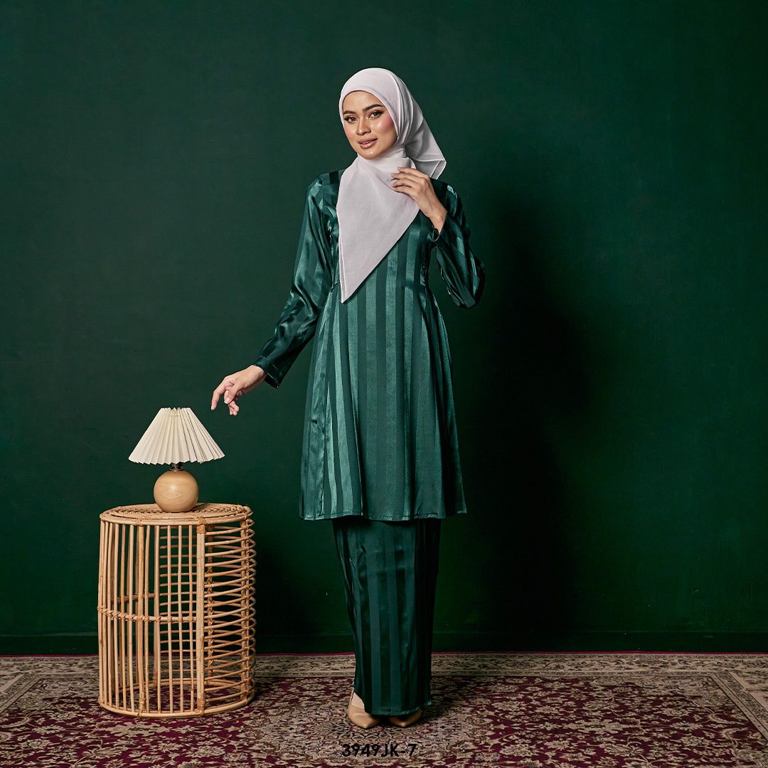 Juliana Kurung in Emerald (3949JK-7)