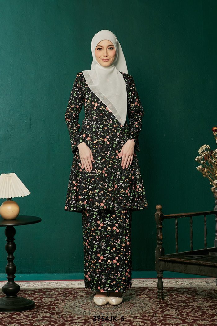 Juliana Kurung in Black (3954JK-5)