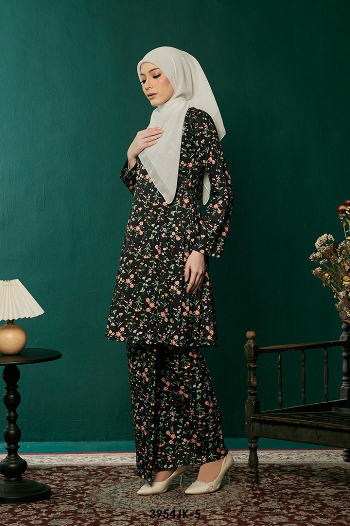 Juliana Kurung in Black (3954JK-5)