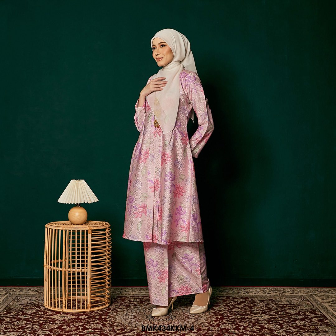 Kebarung Kalthom Batiq Mia in Pink (BMK434KKM-4) - Image 3