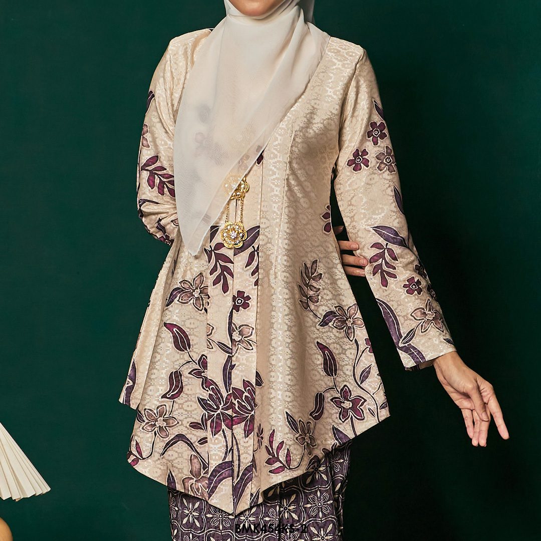 Kebaya Saloma in Deep Purple (BMK454KS-2) - Image 3