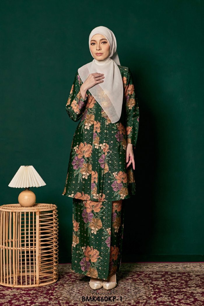 Kebarung Kalthom Petite in Dark Green (BMK460KP-1)