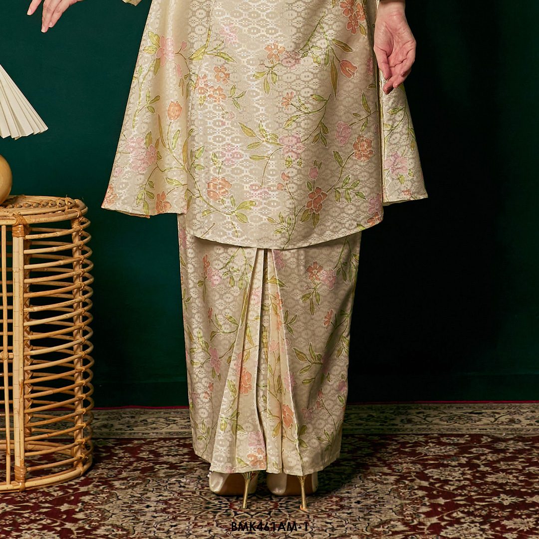 Ameera Kurung Batiq Mia in Vanilla (BMK461AM-1) - Image 3