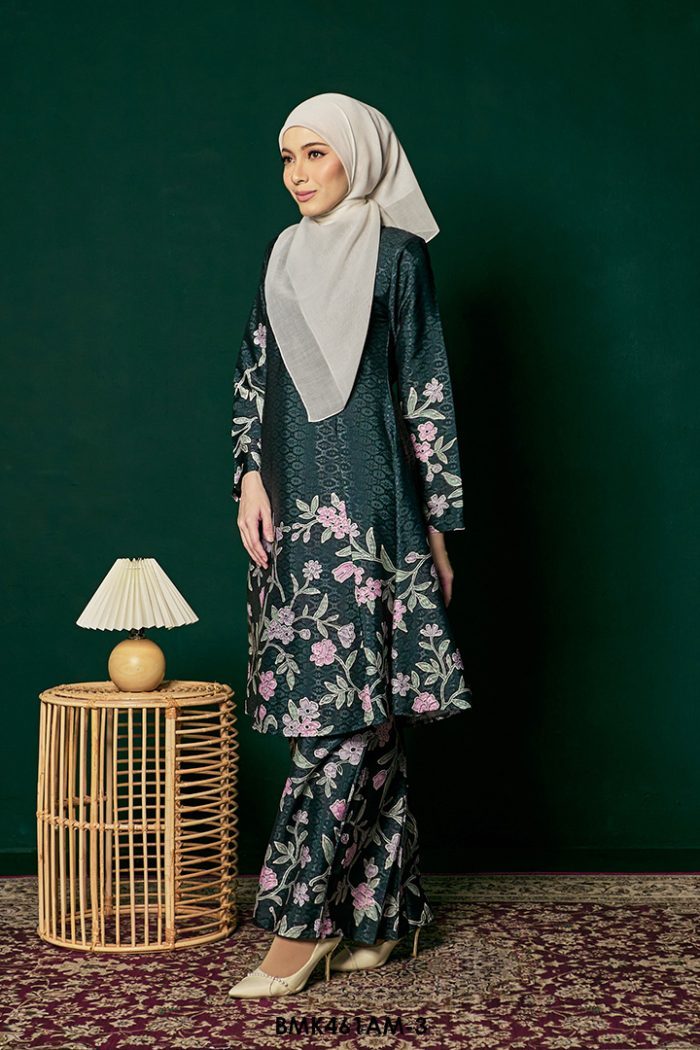 Ameera Kurung Batiq Mia in Deep Emerald (BMK461AM-3)