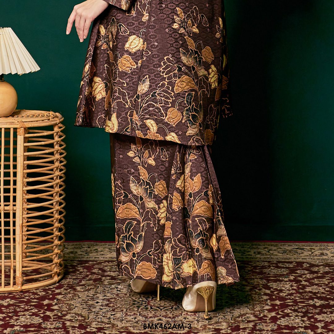 Ameera Kurung Batiq Mia in Rich Brown (BMK462AM-3) - Image 3