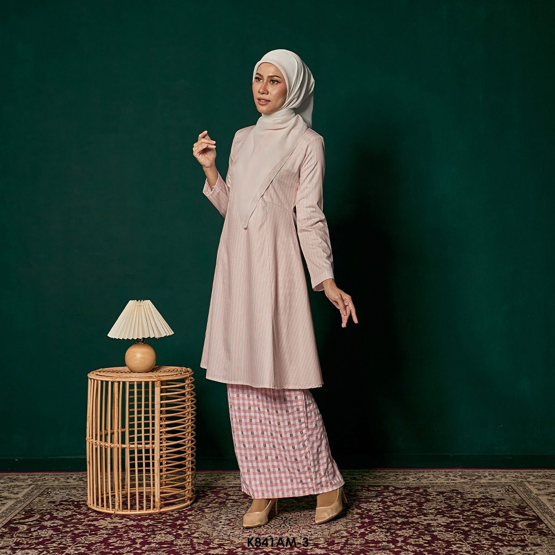 Ameera Kurung in Salmon (K841AM-3) - Image 5