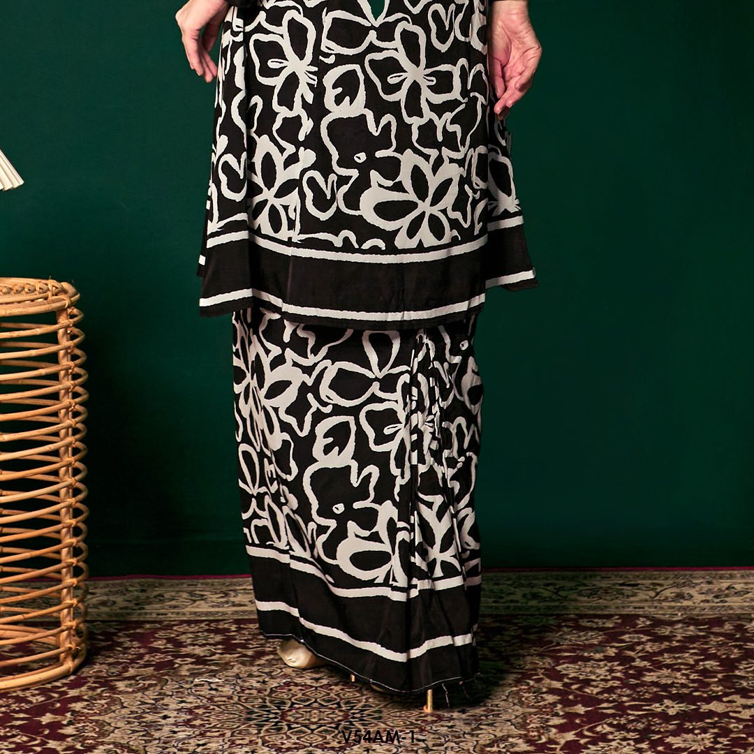 Ameera Kurung 2.0 in Black (V54AM-1) - Image 3